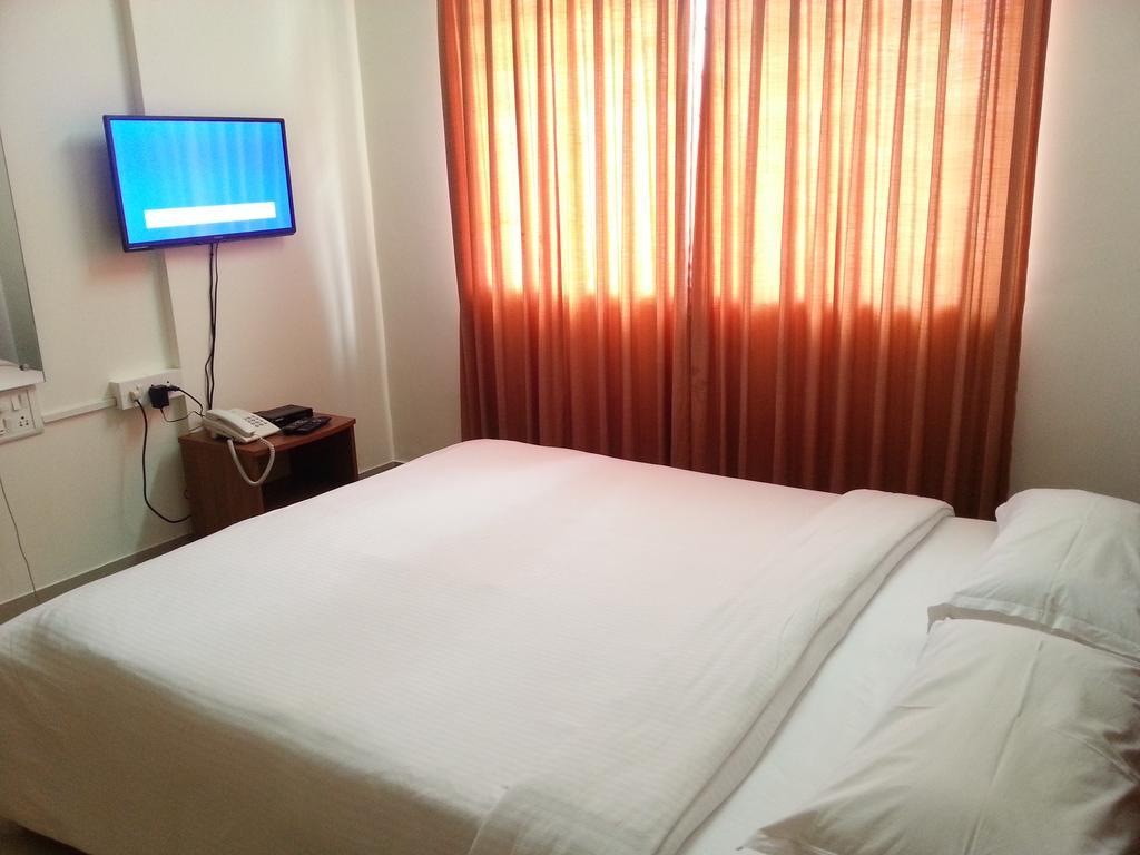 The Grand Serenity Apartment Hotel Bangalore Exterior photo